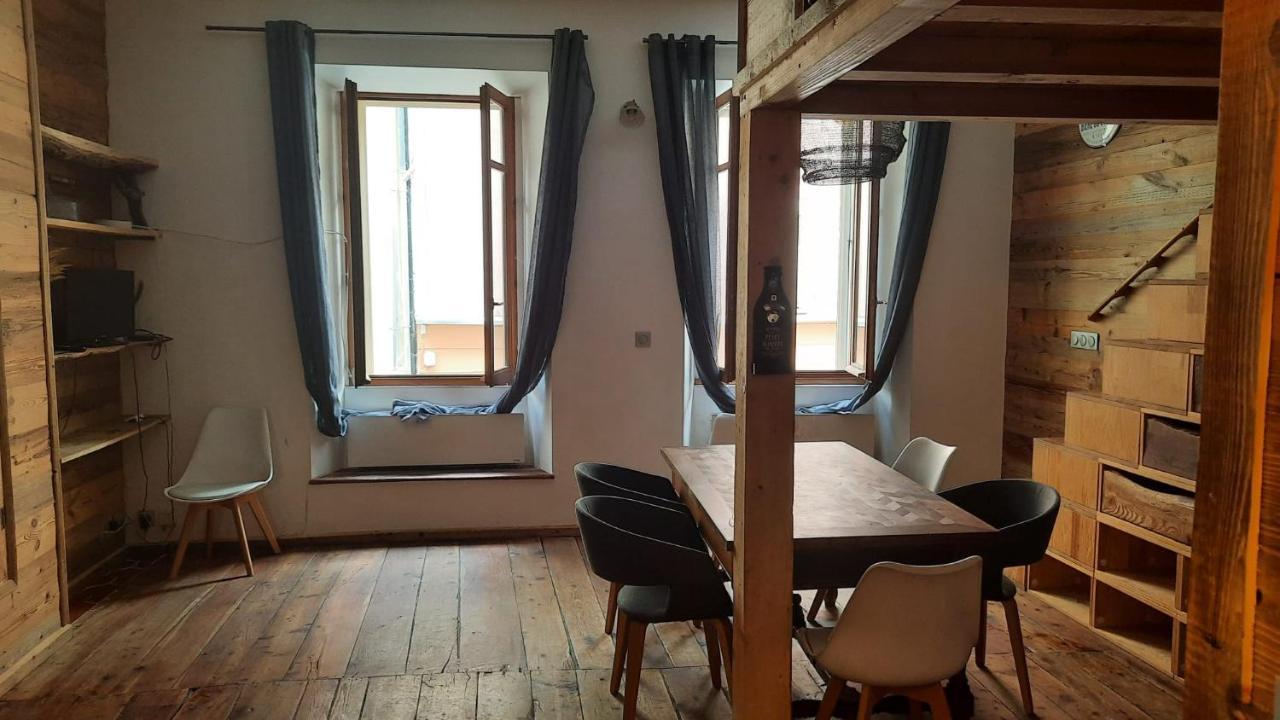 Saint-Étienne-de-Tinée Idealement Situe Coeur Du Village - Calme & Confort מראה חיצוני תמונה